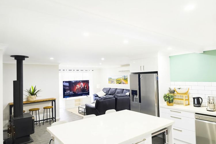 Listing image 5