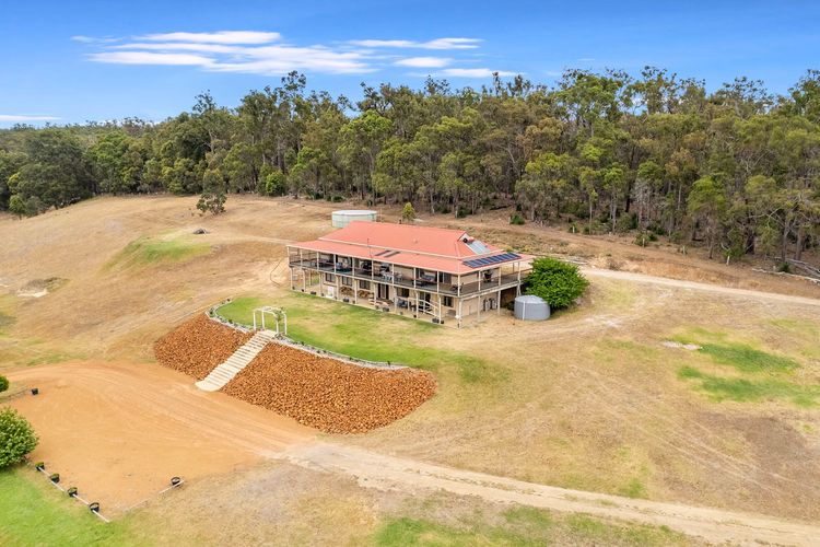 Nannup Ponds Top Floor Home