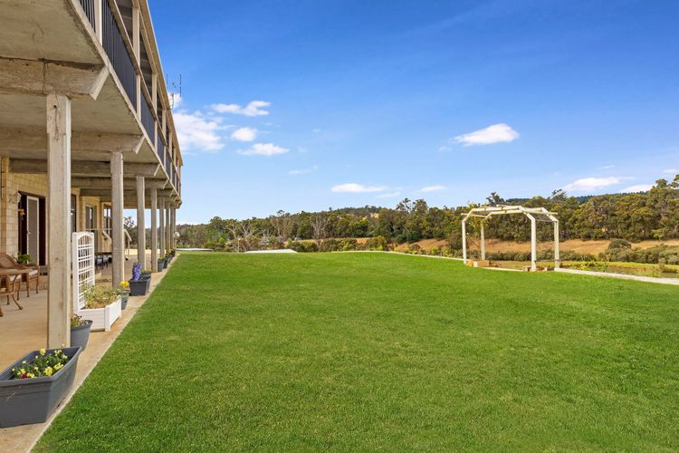 Nannup Ponds Top Floor Home