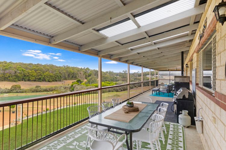 Nannup Ponds Top Floor Home