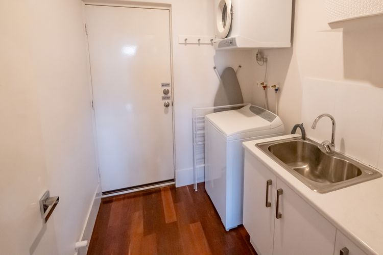 Hollow Beach House – Bunbury