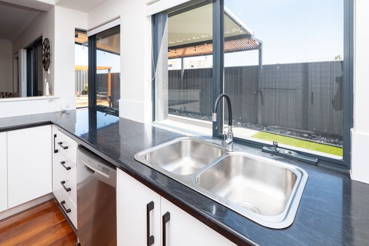 Hollow Beach House – Bunbury