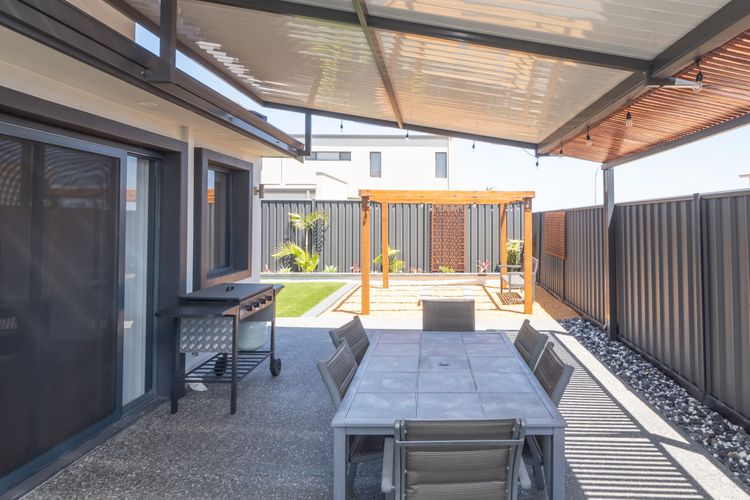 Hollow Beach House – Bunbury