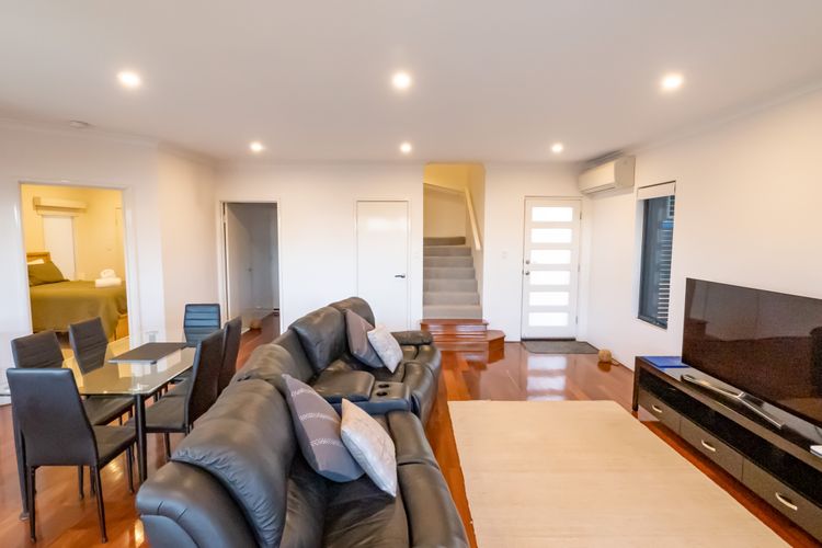 Hollow Beach House – Bunbury