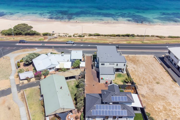 Hollow Beach House – Bunbury