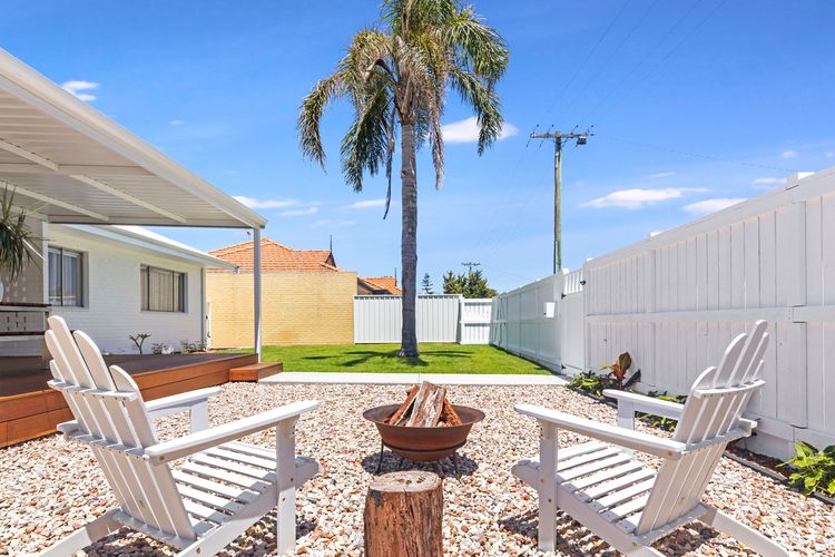 Fairbairn Family Beach Bungalow