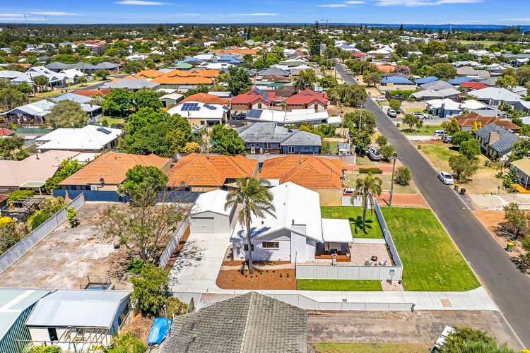 Fairbairn Family Beach Bungalow
