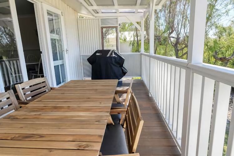 Abbey Beachviews with WiFi