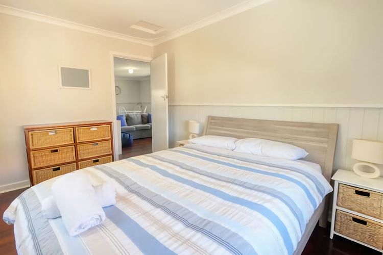 Abbey Beachviews with WiFi