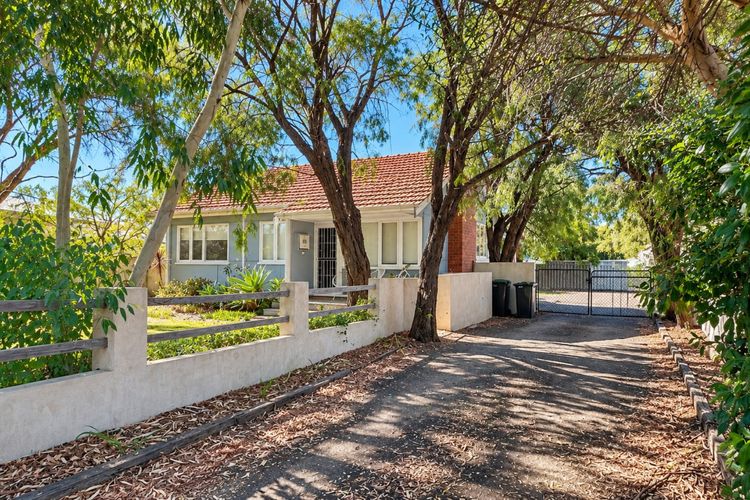 Barefoot Beach Cottage