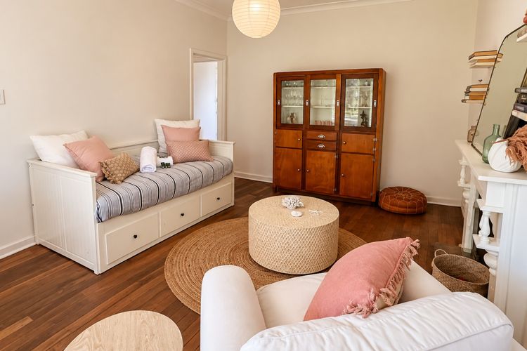 Barefoot Beach Cottage