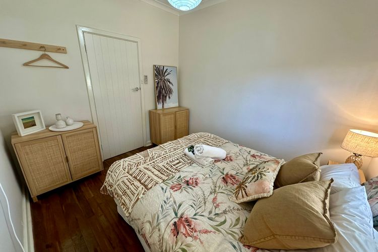 Barefoot Beach Cottage