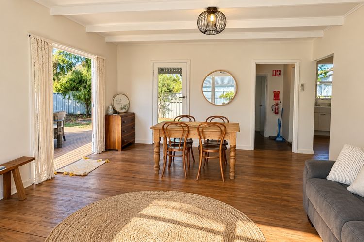 Barefoot Beach Cottage
