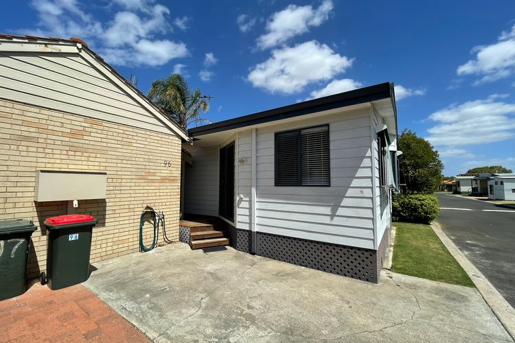 Budgie Smuggler – Cabin 96 GBHP