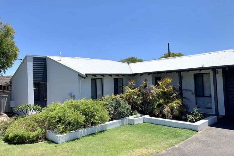 Beachside Escape – Broadwater