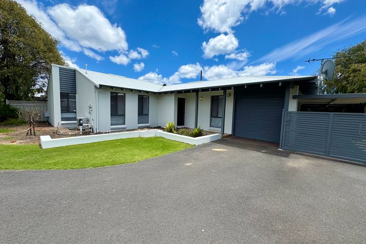 Beachside Escape – Broadwater