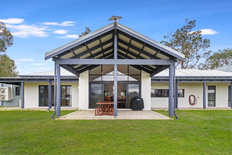 Farm View Retreat
