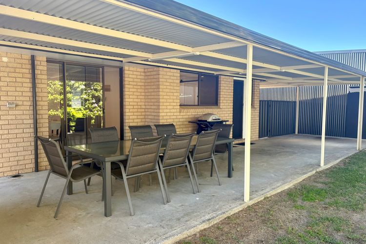 Broadwater Beach Cottage