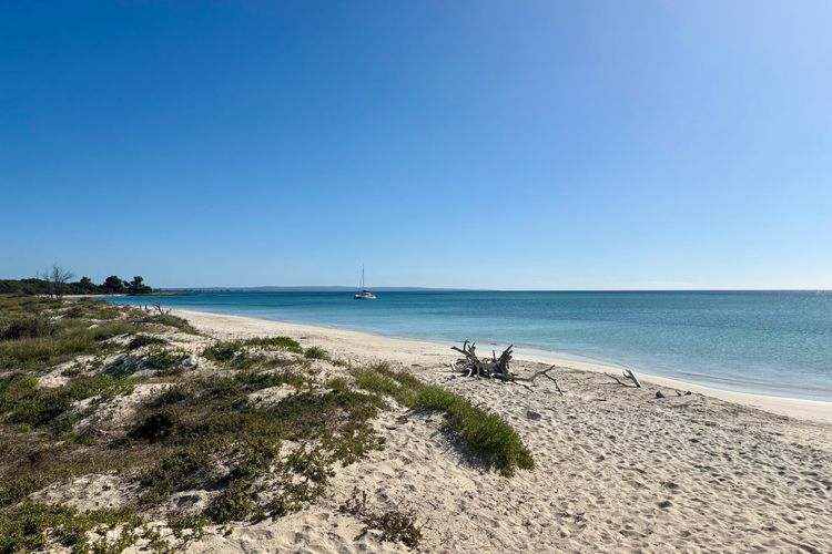 Broadwater Beach Cottage