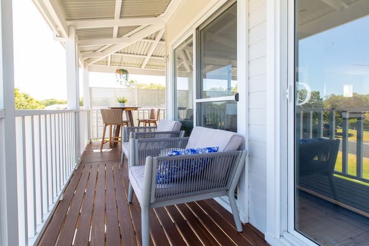 Sunny Shores Family Retreat
