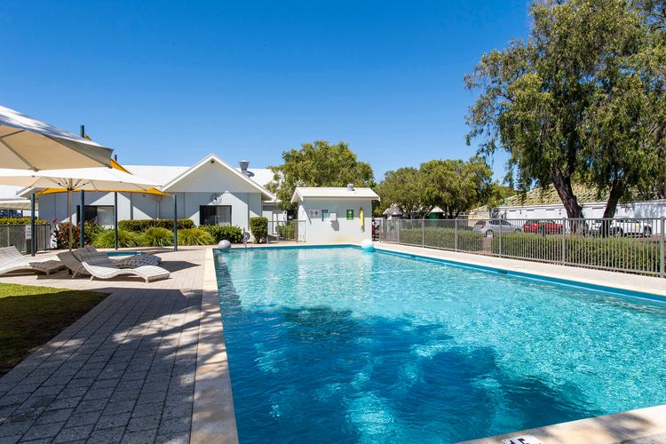 Cape View Beach Resort – Endless Summer