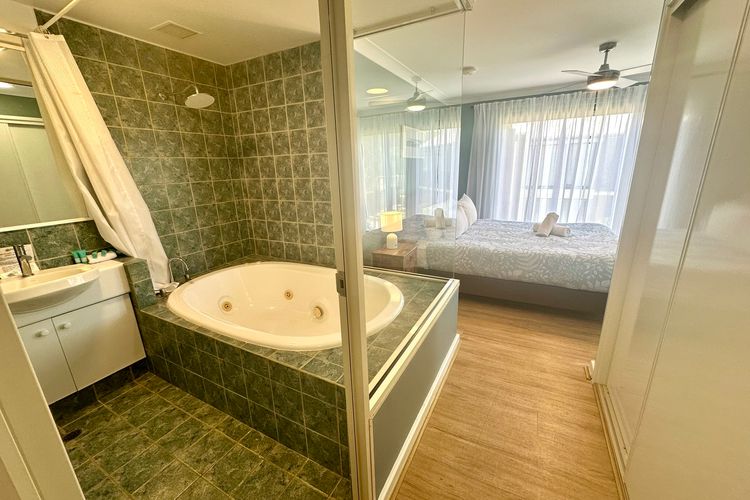 Cape View Beach Resort – Endless Summer