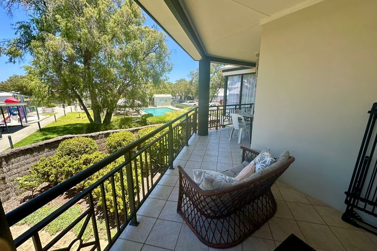 Cape View Beach Resort – Endless Summer