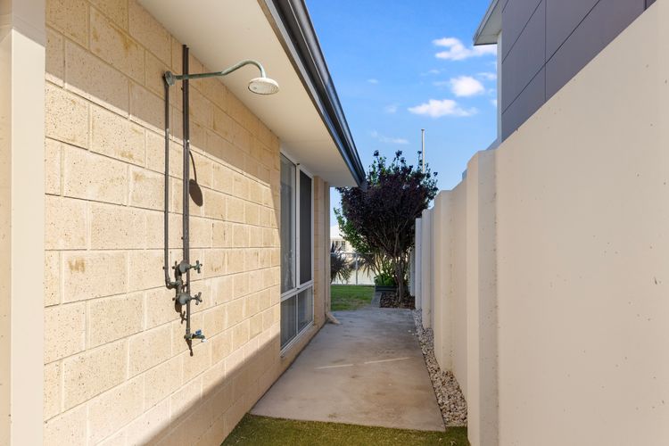 Windward Marina Retreat