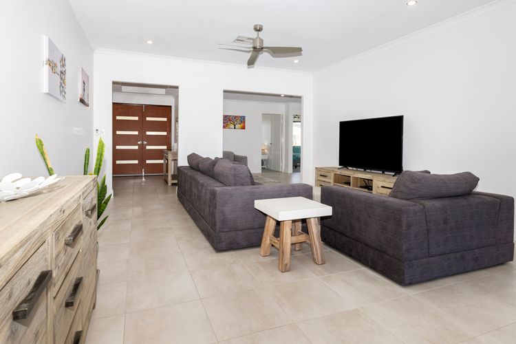 Windward Marina Retreat