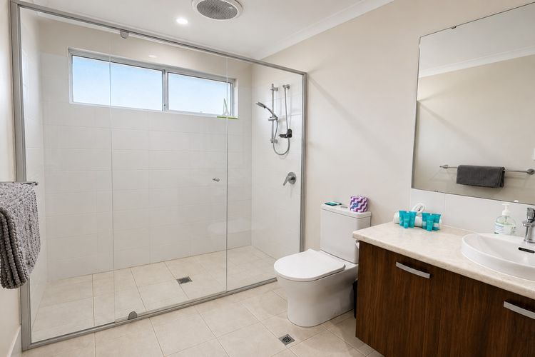Hill View Cottages – Sail A