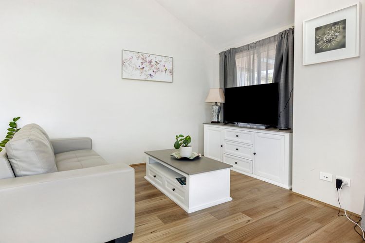 Hill View Cottages – Sail A