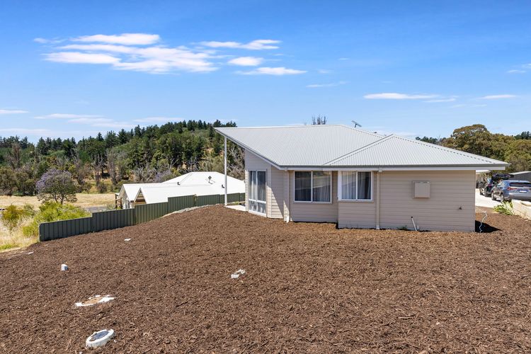 Hill View Cottages – Sail B