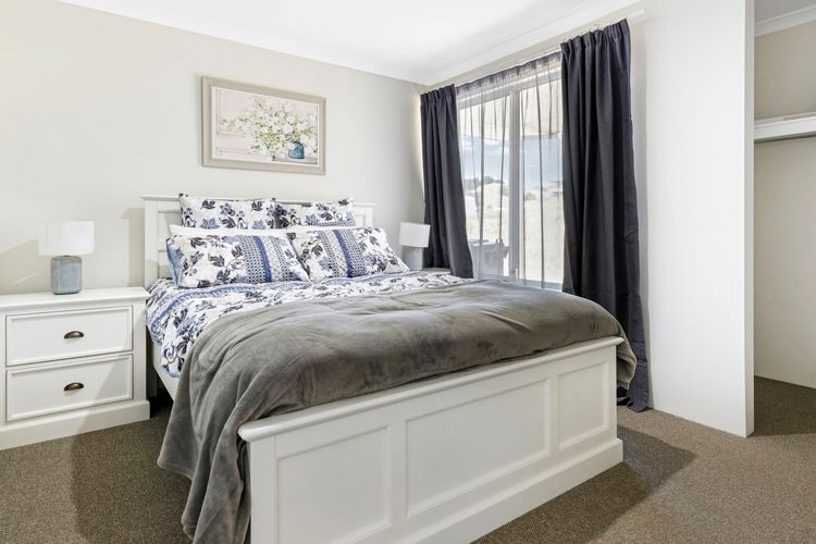 Hill View Cottages – Sail B