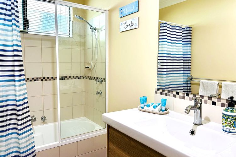 Busselton Beach Villa – Family & Pet Friendly