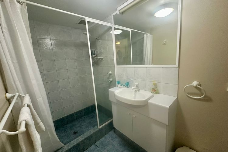 Escape to Villa 4 – Cape View Resort