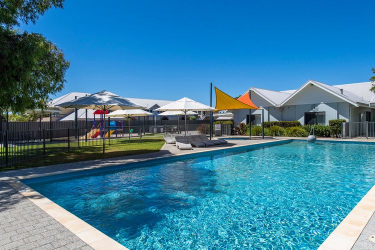 Escape to 39  @ Cape View