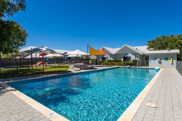 Escape to 39  @ Cape View