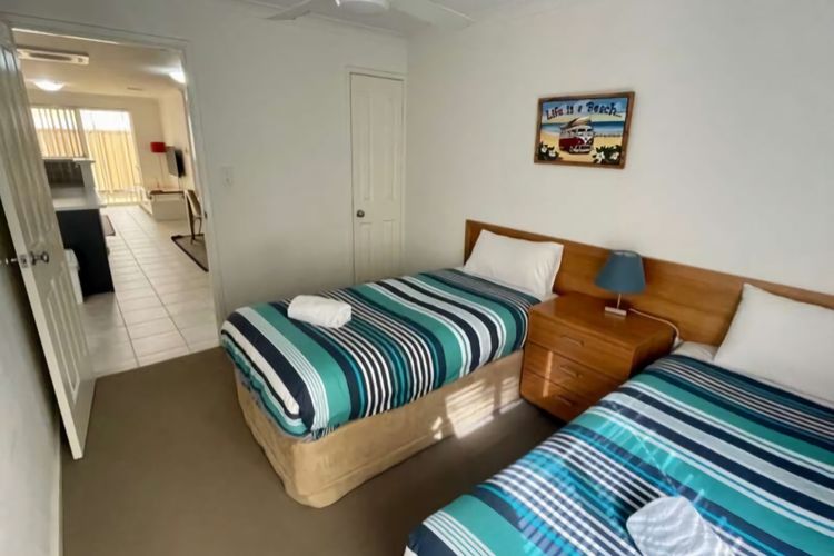 Escape to 39  @ Cape View