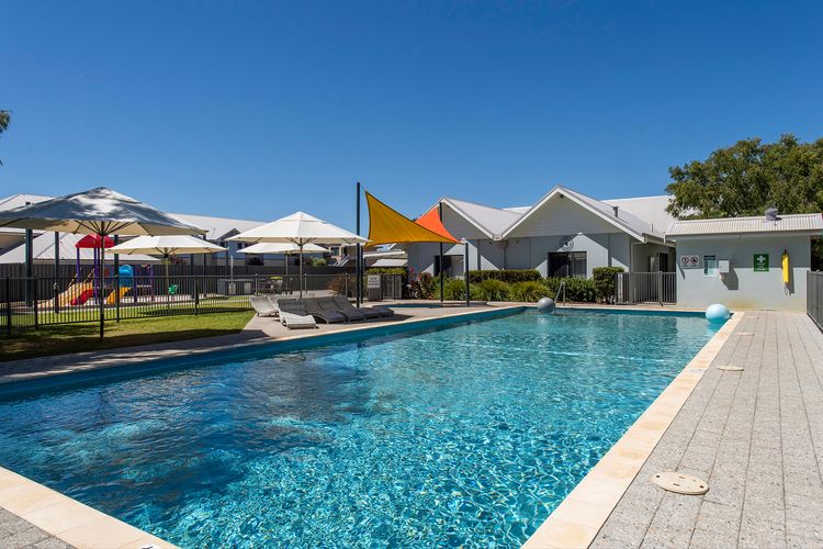 Escape to 39  @ Cape View