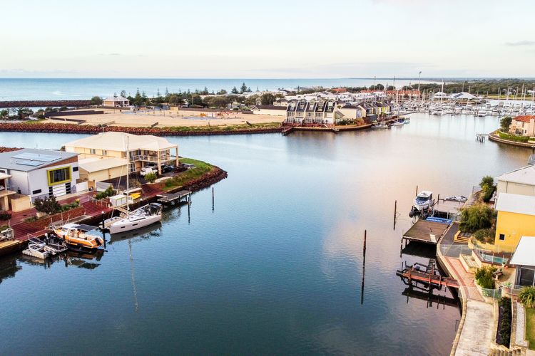 Aqua Tides – Port Geographe