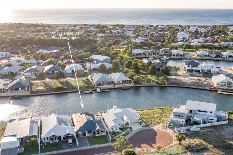 Stylish Marina-Front Getaway – Port Geographe