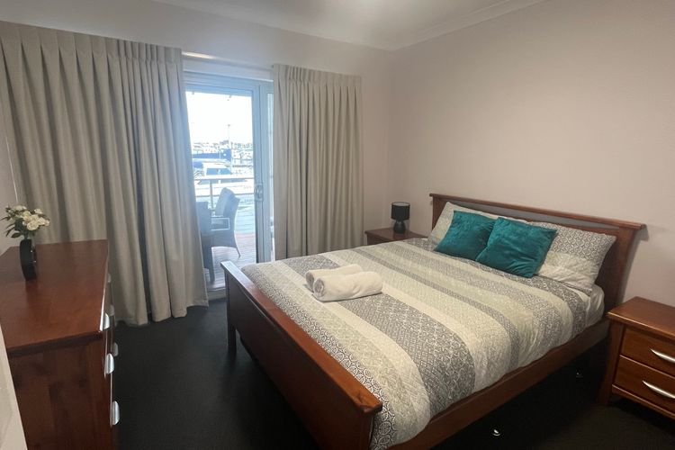 Marina View Port Geographe with WiFi