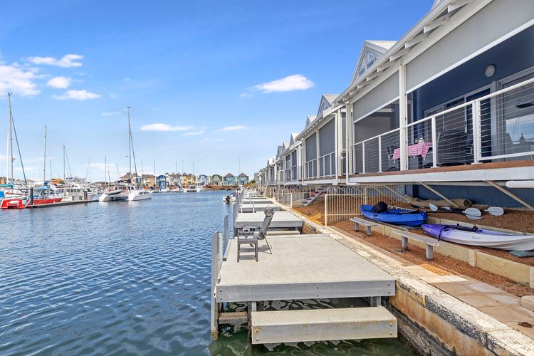 Marina View Port Geographe with WiFi