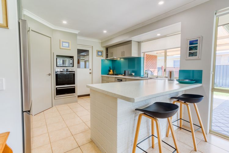 Marine Holiday Home – Geographe