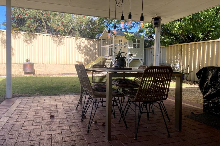 Dalyellup Family Holiday Home