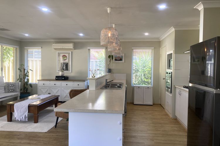 Dalyellup Family Holiday Home