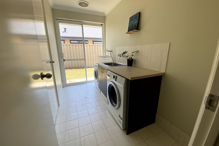 Dalyellup Family Holiday Home