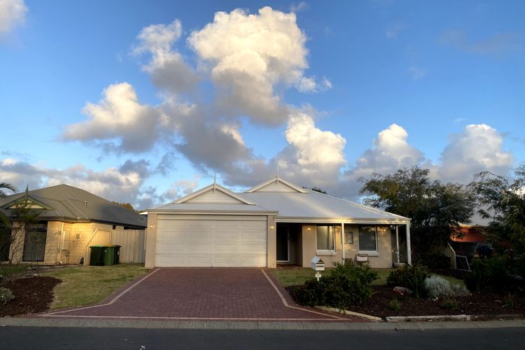 Dalyellup Family Holiday Home