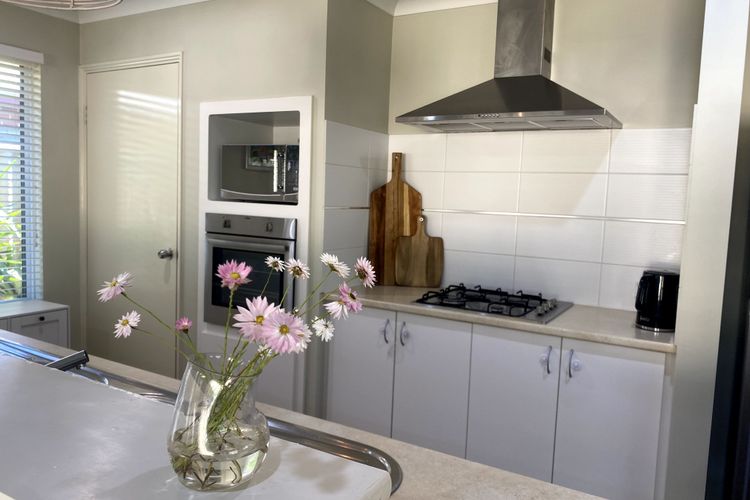 Dalyellup Family Holiday Home