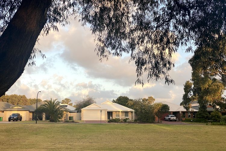 Dalyellup Family Holiday Home